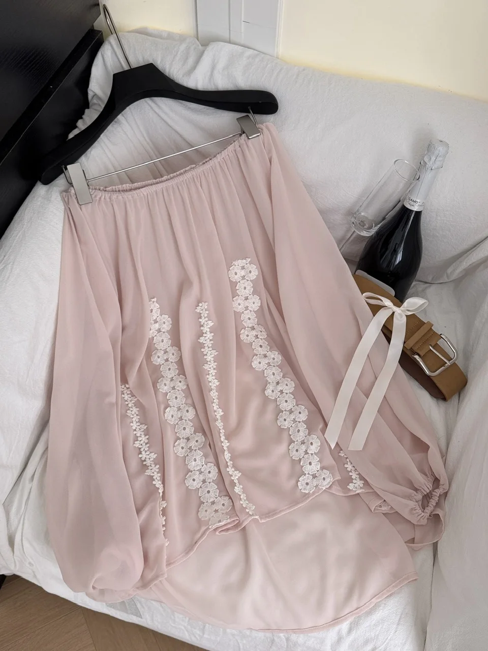 

Heavy Embellied Lantern Sve Chiffon irt Свободный крой на одно плечо Дизайн с узлом Корейский Sle Commute Faion Wome...