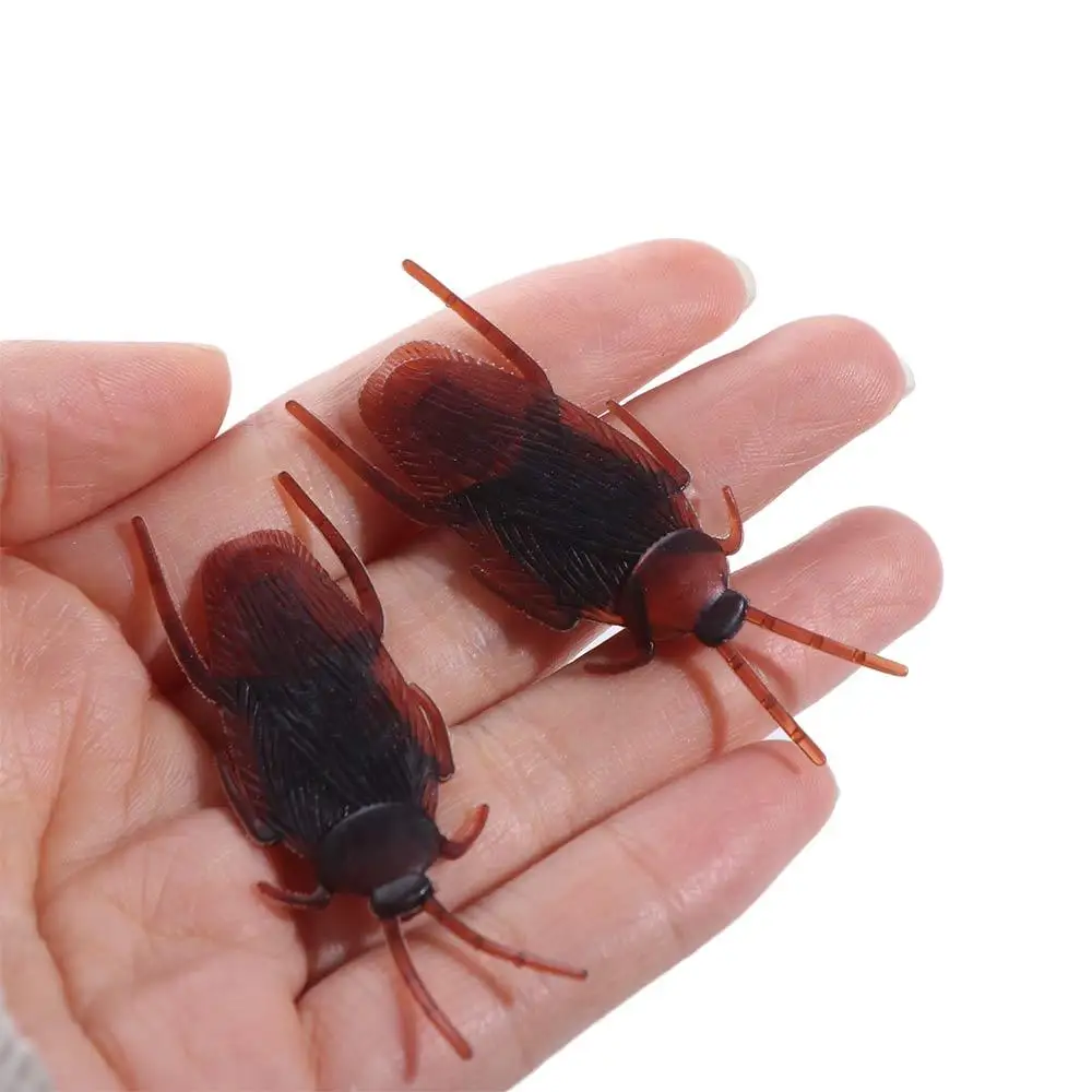 50pcs Lifelike Simulation Cockroach Toys Trick Realistic Fake Cockroach Toys Bug Roaches Funny Cockroach Prank Toys Boys