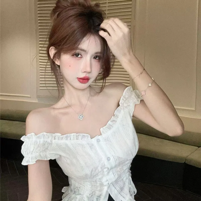 Retro Sweet One Shoulder Two Wear Women's Summer New Style Lace Trim Slimming Sexy Short Sleeveless Top Knitted Thin Model