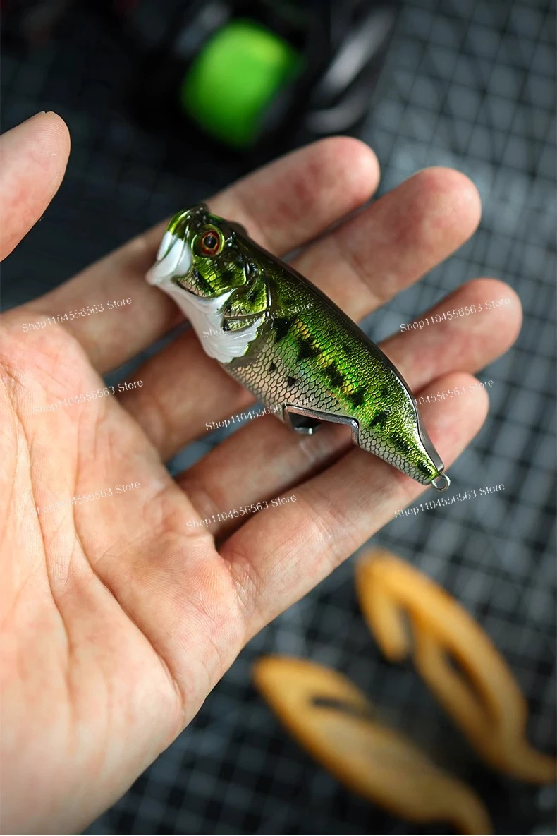 Bottle opener, bait keychain, magnetic suction, portable bottle lifter, Luya bait, refrigerator sticker ornament.