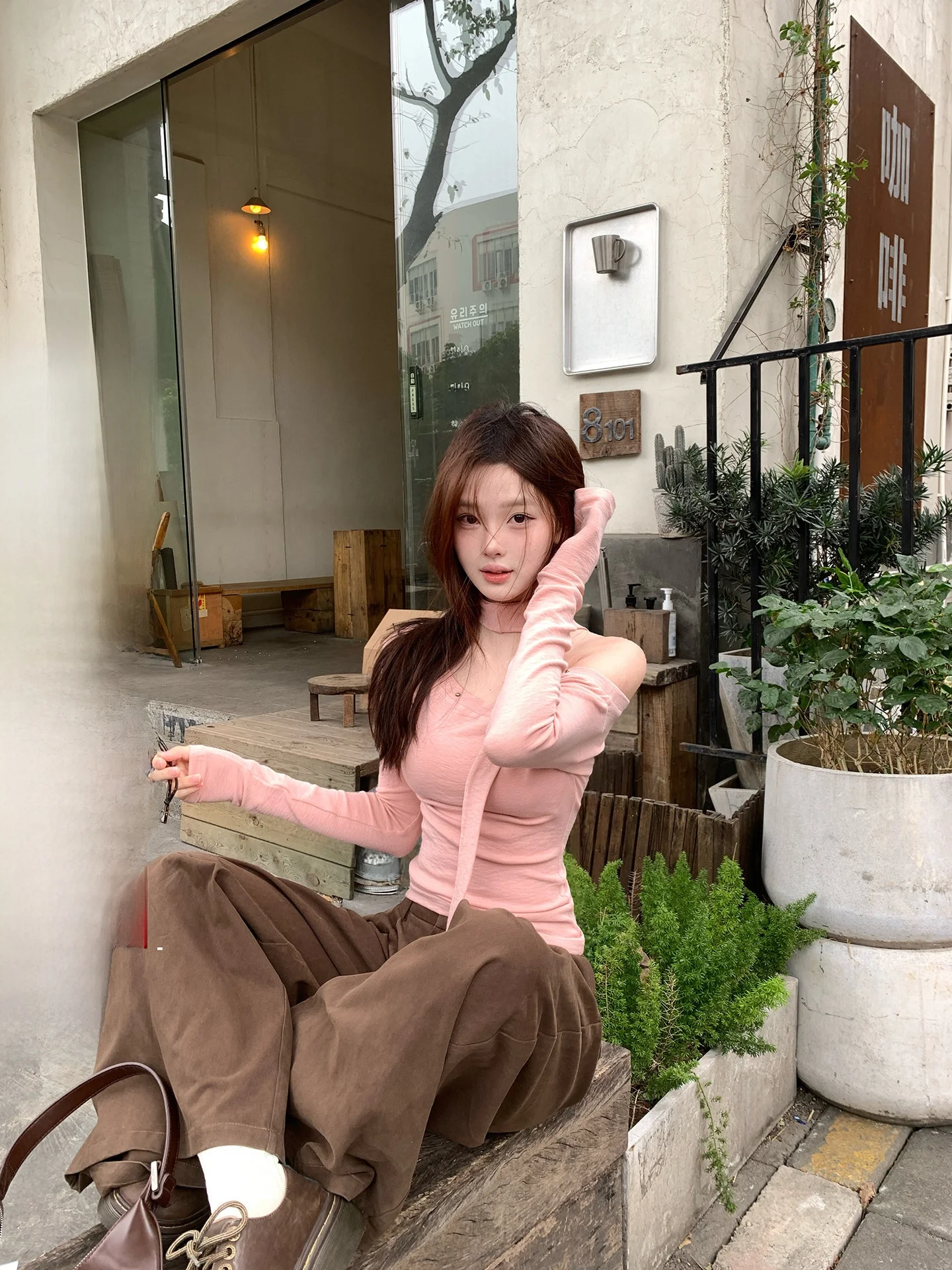 

Pink Long Sve T-irt Women's Spring New Sle Single Wear oulder Bared Top Commute Sle Universal Fit Slimming Design
