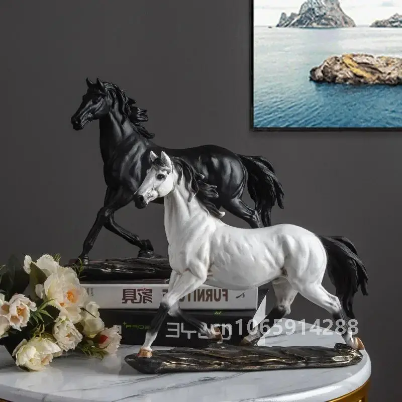 Bronze Horse Resin Sculpture Retro Style Interior Room Table Decoration Animal Statue & Figurine Home Cabinet Decor Accessories