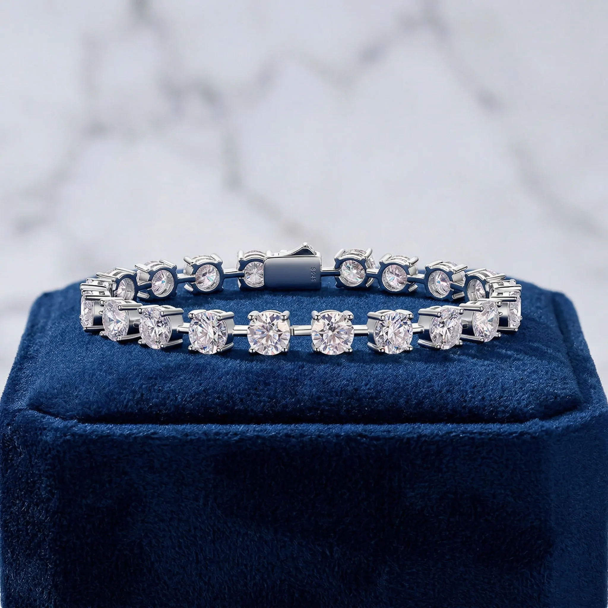 

Classic Moissanite Tennis Bracelet 925 Sterling Silver 16.5cm 7.6g Luxury Round Cut Lab Diamond Link Chain Women Fine Jewelry