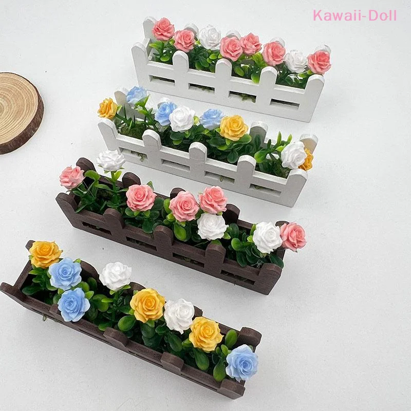 1 Stück 1:12 Maßstab Puppenhaus-Simulationsrosen-Blumen-Ornament Garten Lebensechte Künstliche Blume Miniatur-Topfpflanzen Dekoration