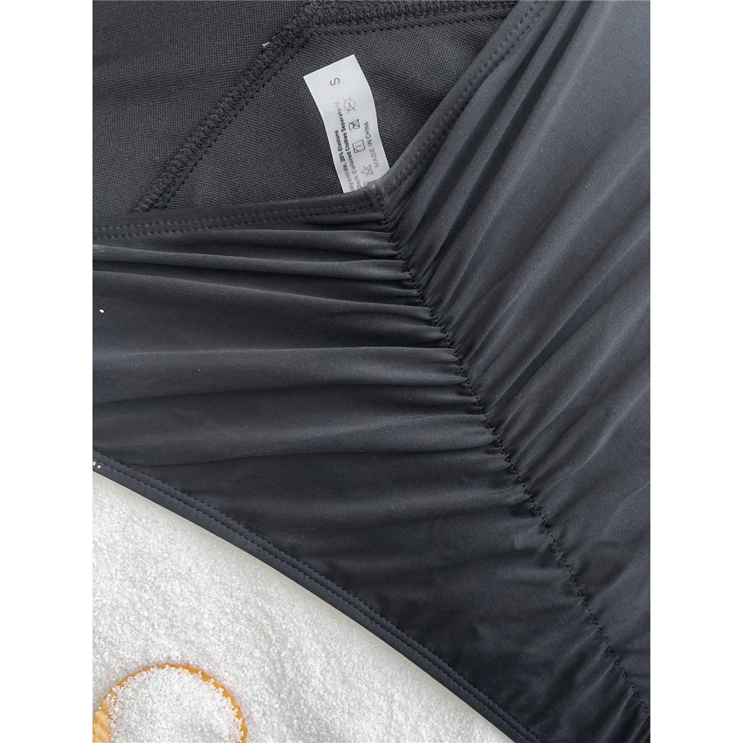 S - XL Einteiliger Badeanzug mit tiefem V-Ausschnitt und überkreuztem Rücken, Damen-Bademode, weiblicher Badeanzug mit hohem Beinausschnitt und Scrunch-Butt-Effekt, Badeanzug V5723 – Detail 21