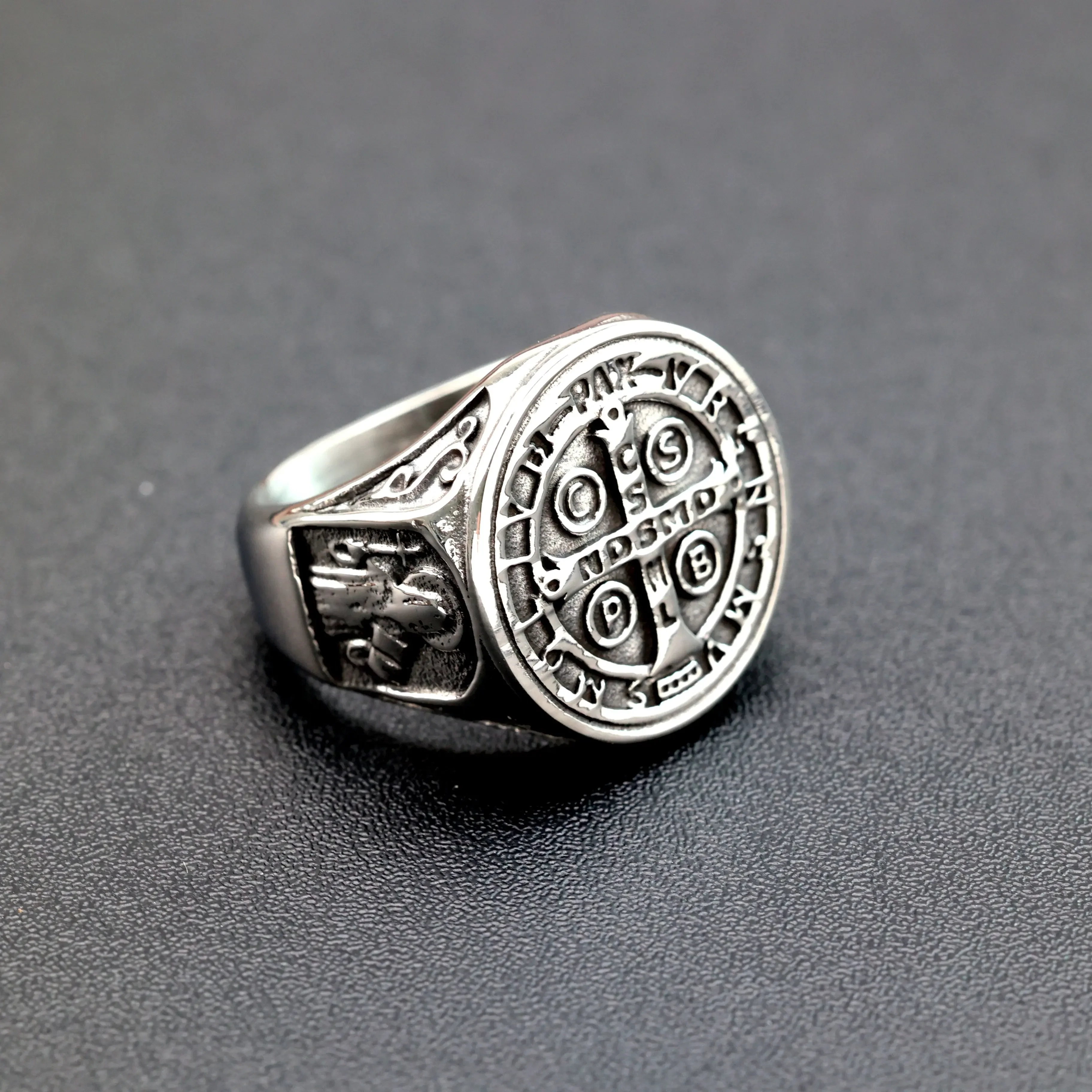 European And Americ…