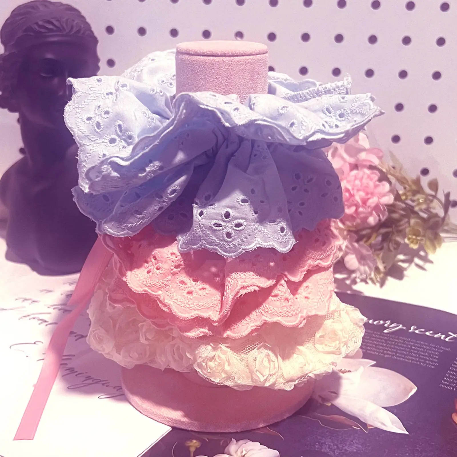 

Jewelry Display Stand Bracelet Watch Holder Wood Base Elegant Handcraft Portable Shelf Rack Handmade Hairbands Organizer