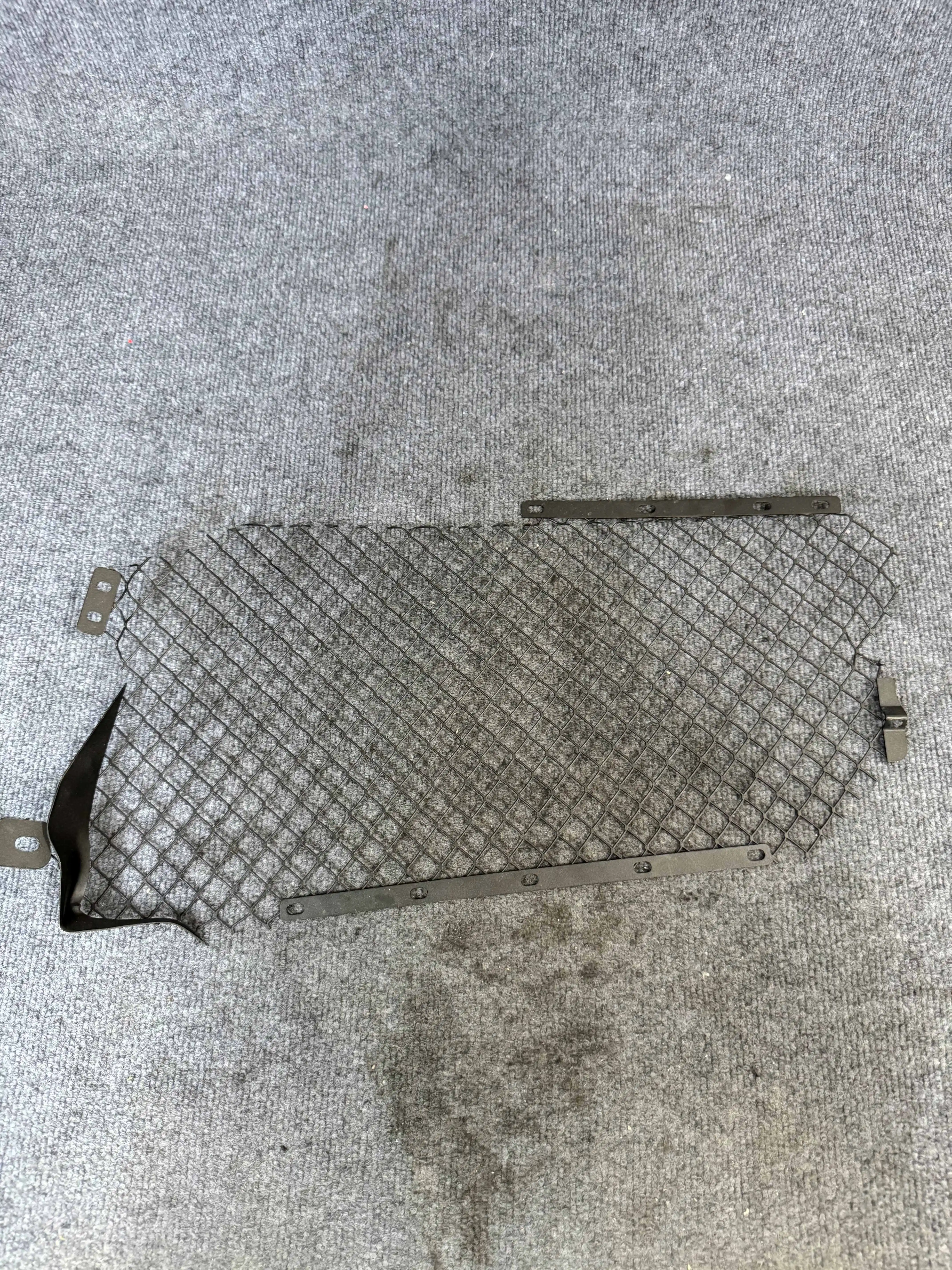 For BRAND NEW AUTO PART SUIT for FERRARI 488 GTB SPIDER LEFT FRONT AIR INTAKE BUMPER GRILL OEM 86709200 China