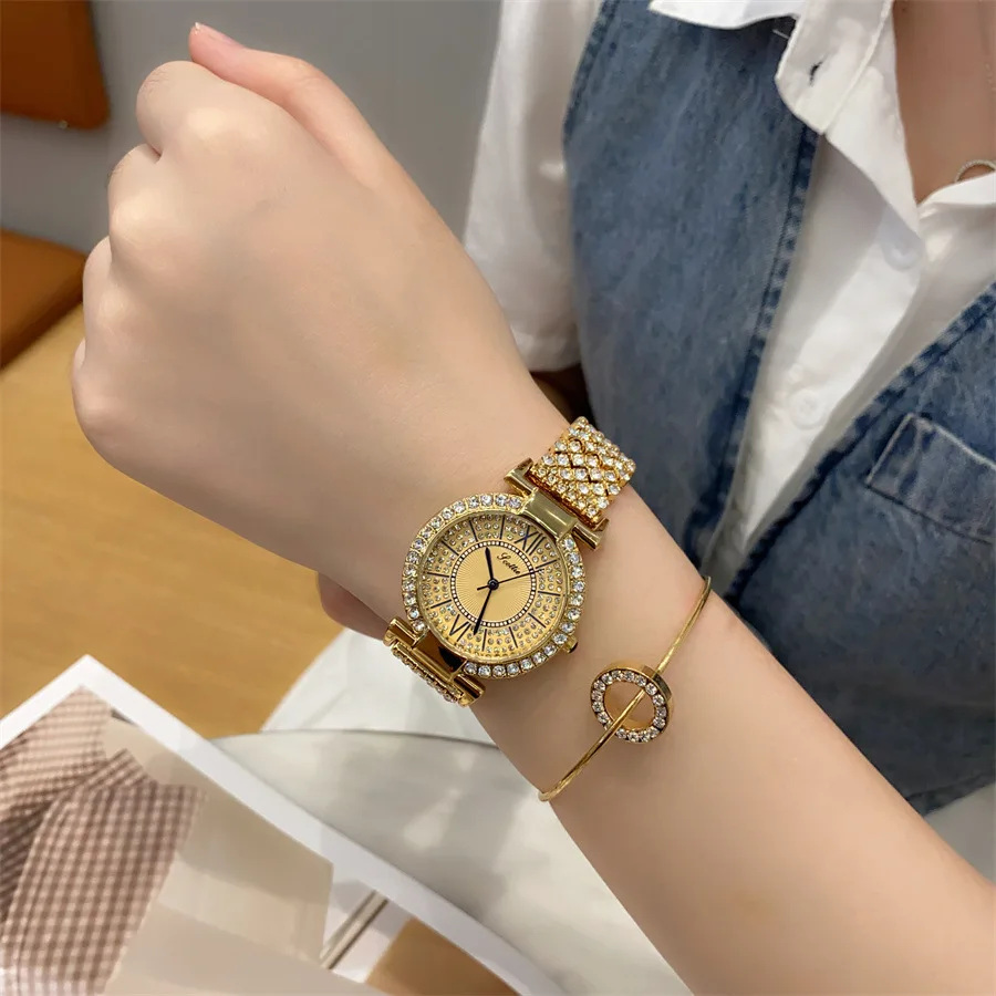 Fashion Shiny Bracelet Women's Watch Waterproof Not Fading Diamond-studded Gypsophila Ladies Banquet Holiday Gift Quartz Watch