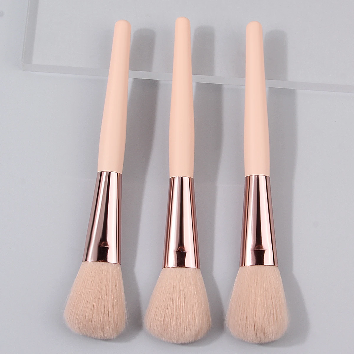 3PCS soft wooden-handled makeup brushes, blush brushes, contouring brushes, contouring brushes, beauty tools