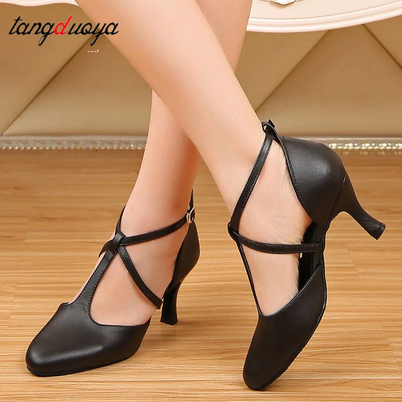 Women Latin Dance Shoes Close Toes Ballroom Leather Tango Dancing Shoes Soft Suede Soles Party T-shape Dance Shoes Sneakers
