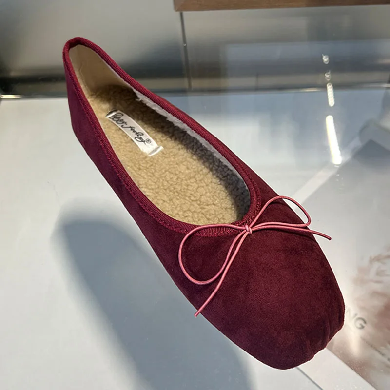 Morbida peluche femminile Calzature calde Scarpe basse da donna Scarpe in pelliccia Scivoli Scarpe da donna alla moda con nodo a farfalla con scarpe