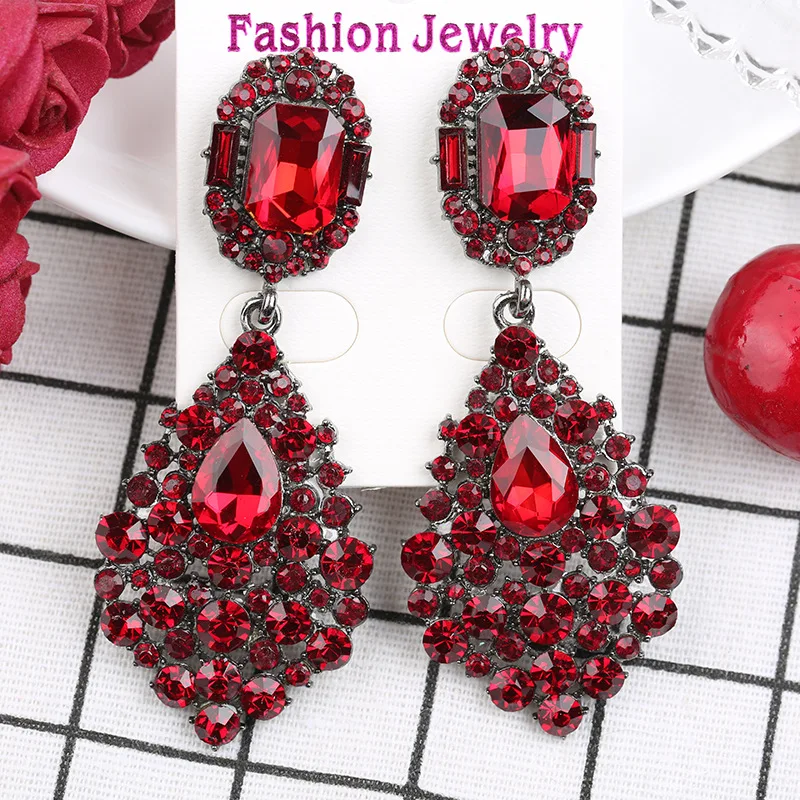 Luxury Jewelry Wholesale Bridesmaid Wedding Accessories Long Gun Black Red Rhinestone Crystal Chandelier Drop Earrings for Women