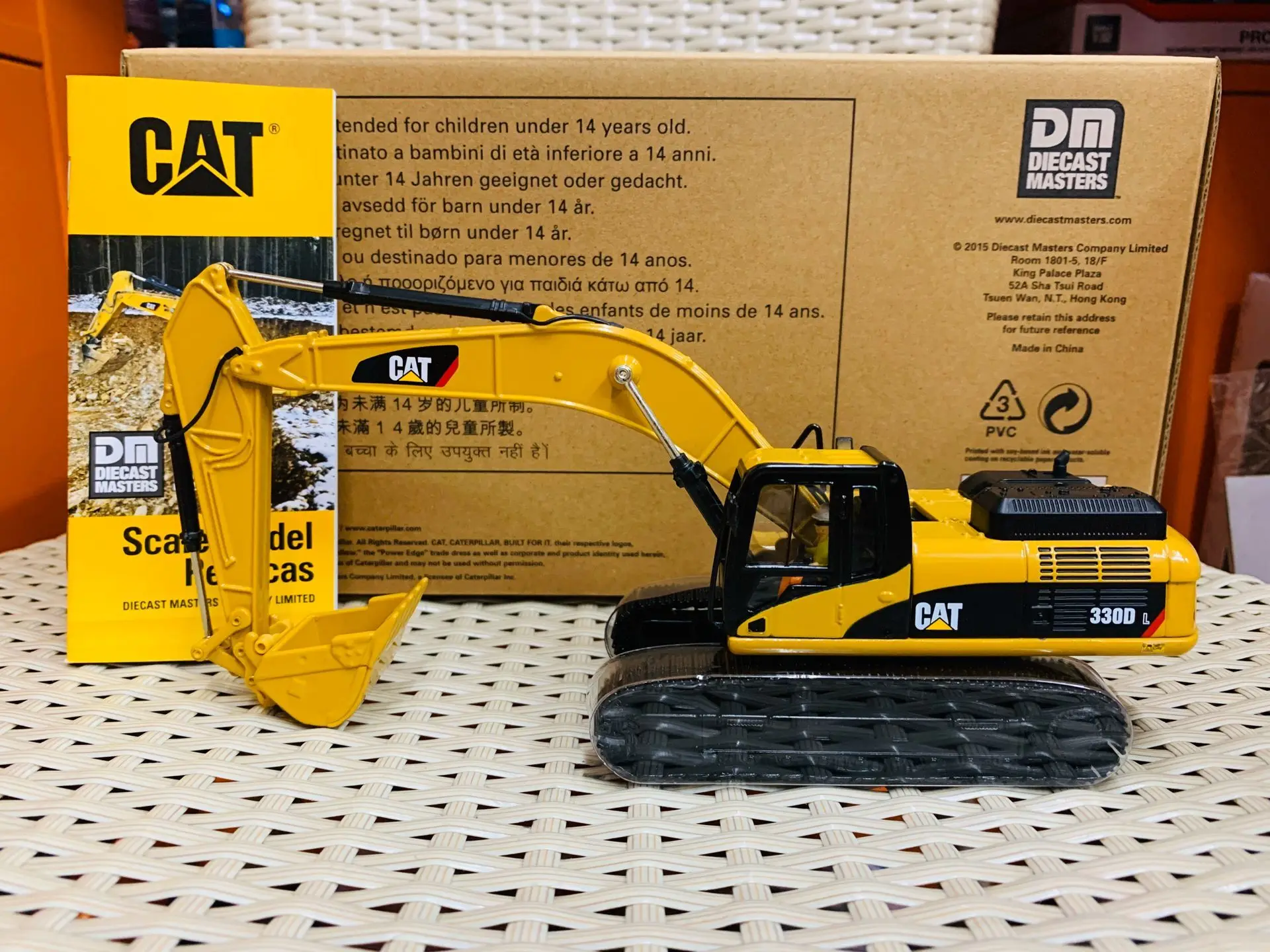 330D L Hydraulic Excavator 1/50 Scale DieCast Masters DM85199