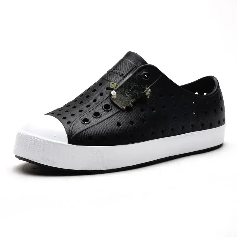 Kids Shoes Boys Shoes Summer Children Cave Shoe EVA Lightweight Slip-On Boys Girls Unisex Kids Sports Sandals Beach Shoe
