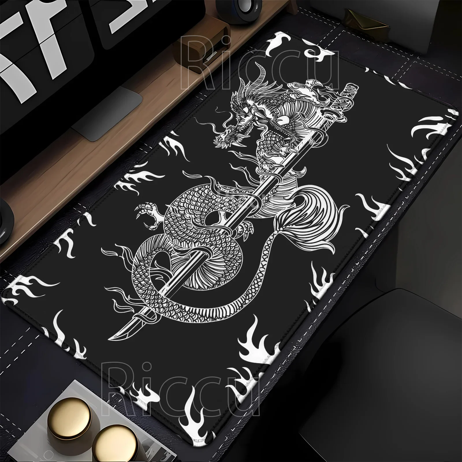 Dragon Gaming Mouse Pad Large Gamer black and white Mousepad Computer Gaming Table Carpet XXL Mouse Mat Rubber Keyboard Desk Mat