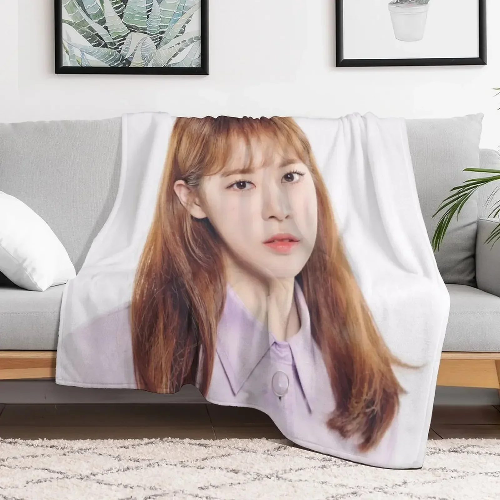 

Girls Planet Kim Bora Throw Blanket Sofa Blankets For Sofas Blankets Hairy for babies Plaid Blankets