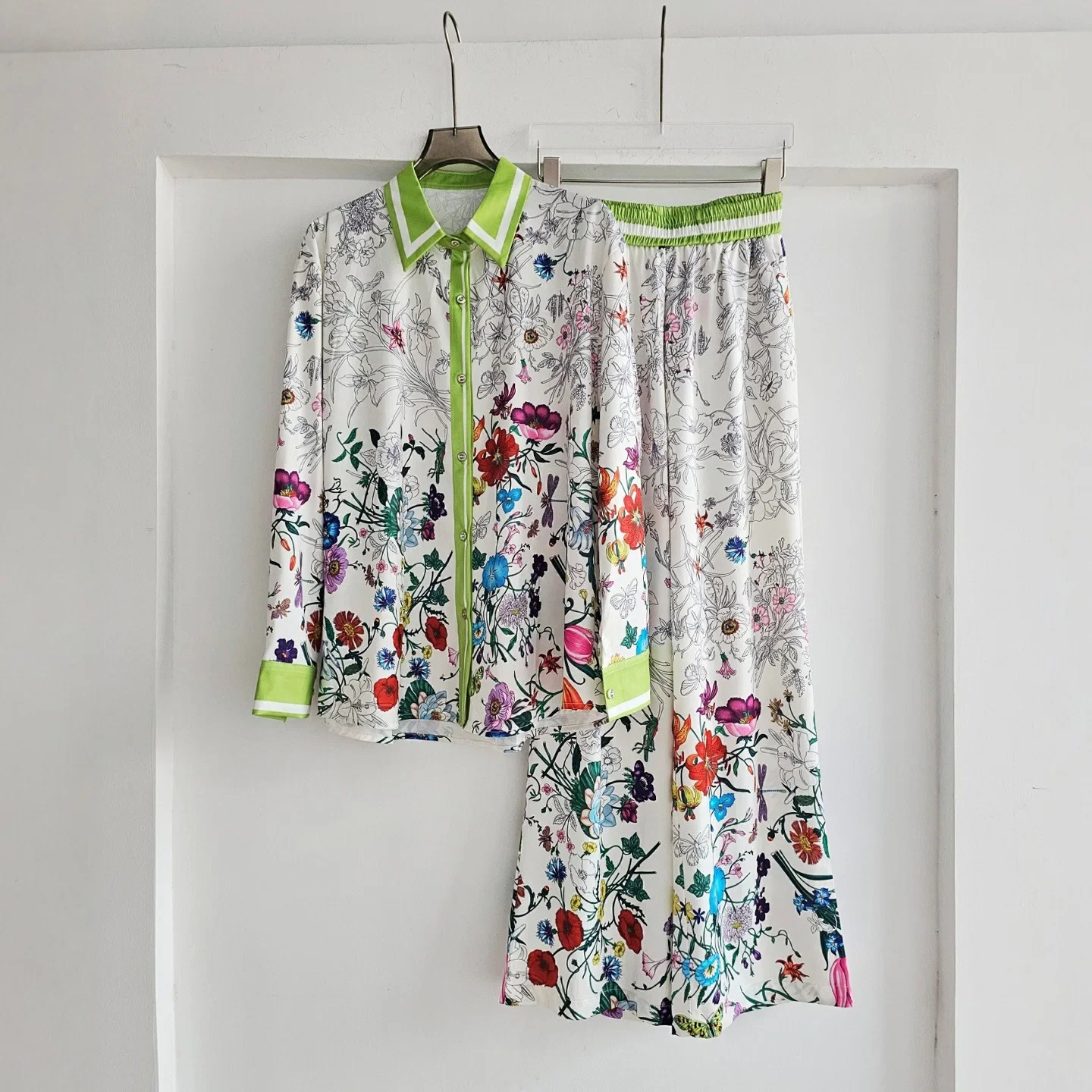 

Baroque French Vintage Style Wide Leg Pant Set Flowers Print Silk Satin Simulation Long Sleeve Shirt Two Piece Casual Suit Women