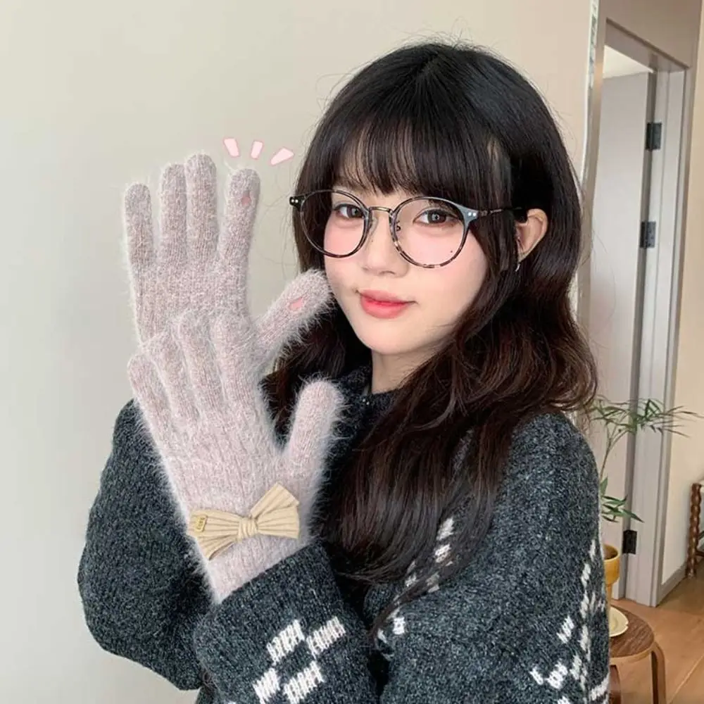 قفازات شعر أرنب عصرية سميكة مبطنة بالصوف قفازات دافئة مريحة ودافئة كاملة الأصابع للنساء #2