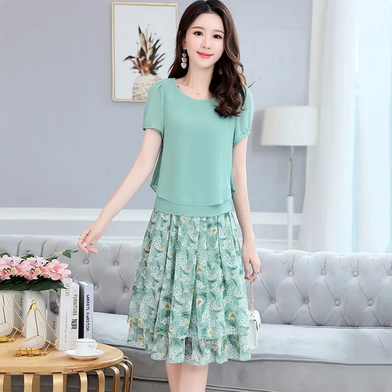 

Women's Summer and Autumn New Chiffon Fashion Loose Fragmented Flower Dress Solid Color Top Large 2024 New Women's Wear L8