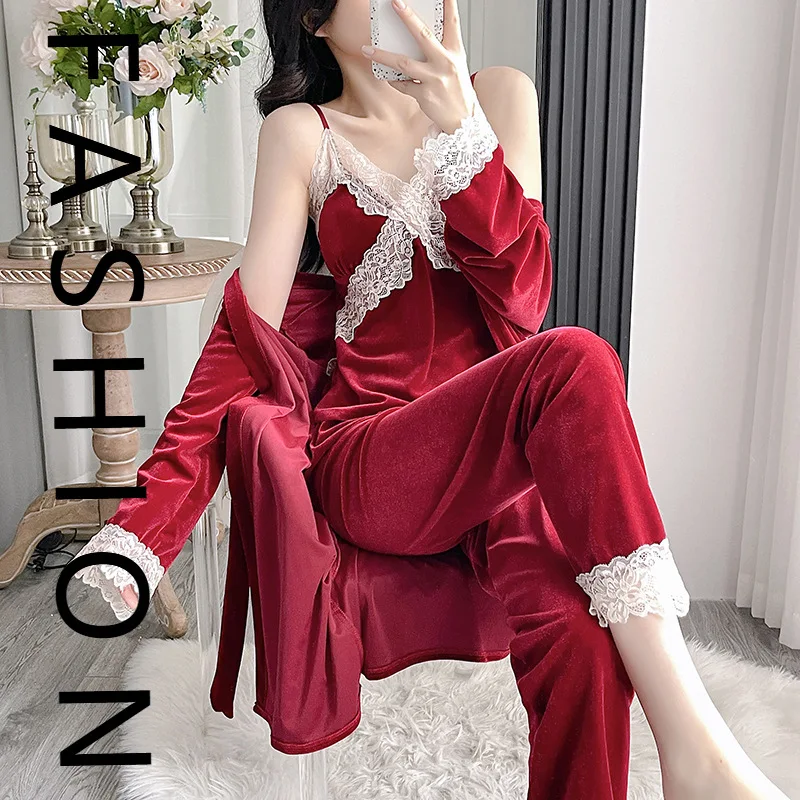 

Золотая бархатная женская пижама на осень и зиму, расширенный с нагрудными подушечками, комплект из трех предметов, весенне-осенняя сексуальная кружевная подвеска