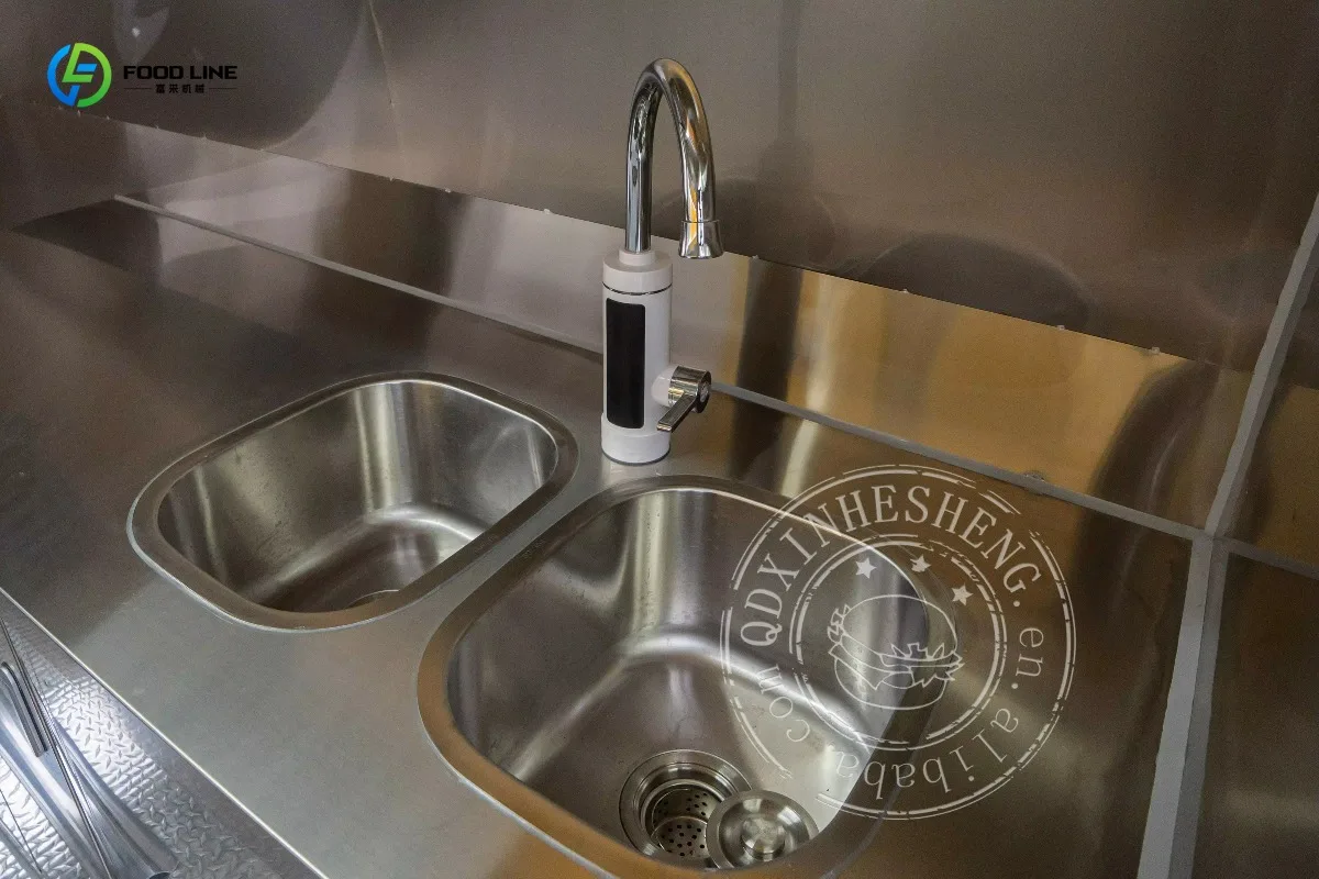 Roundness Ice Cream Push Cart Gooseneck Trailer Ice Cream Food Truck with Full Kitchen