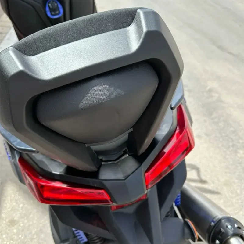 دراجة نارية شريط سيسي خلفي أسود ، مسند ظهر للركاب ، أجهزة تثبيت مسند الظهر ، يصلح لياماها ، XMAX ، 2023-2024Motorcycle #2