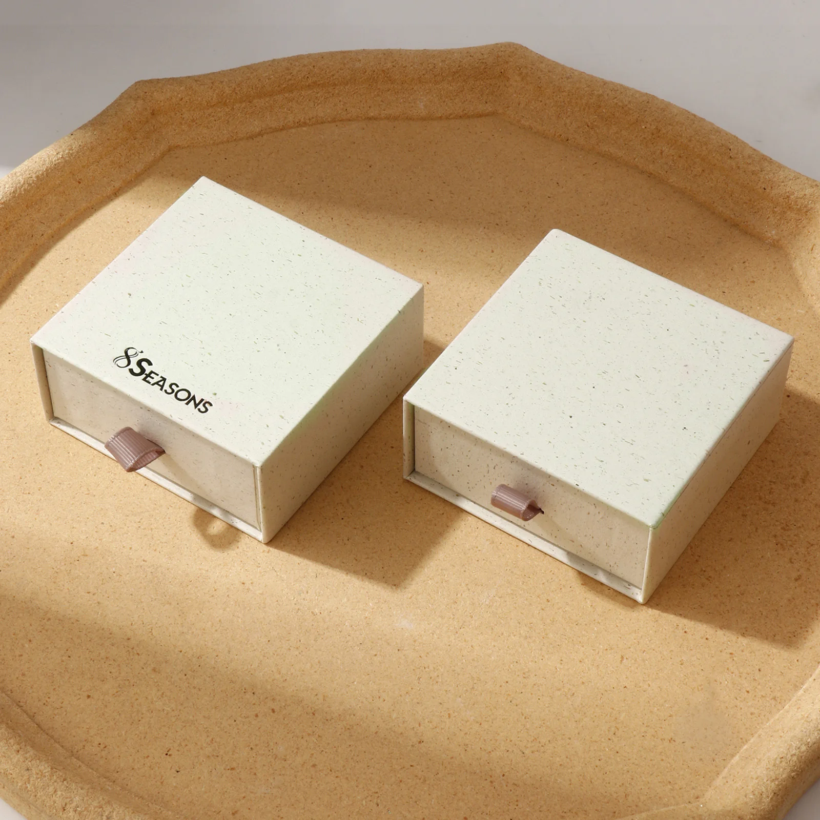 2pcs 8Seasons Paper Pull-Out Drawer Jewelry Gift Box Square Creamy-White For Ring Necklace Bracelets Earrings Gift Packing Box