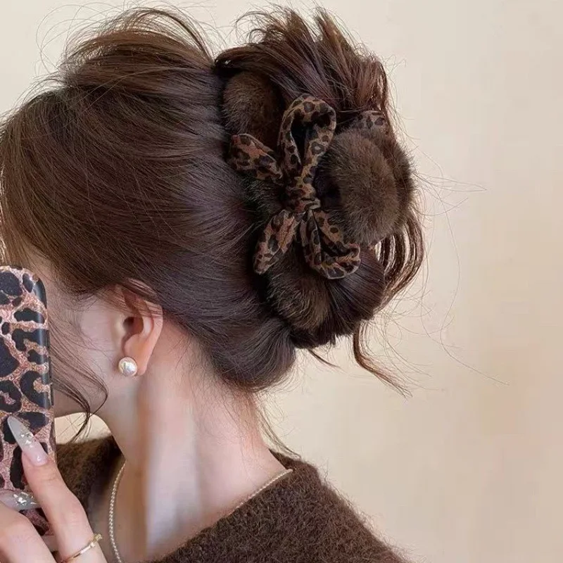 1pc High-end Leopard Print Bow Hair Clip, Faux Mink Fur Stylish Shark Clip for Back of Head Updos Hair Accessories