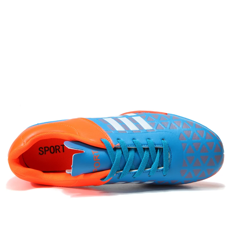 Brief Gedrukt Kids Voetbal Schoenen Schoenplaten Indoor Turf Futsal Schoenen Jongens Groene Lange Spike Voetbalschoenen Kinderen Zapatos De Futbol