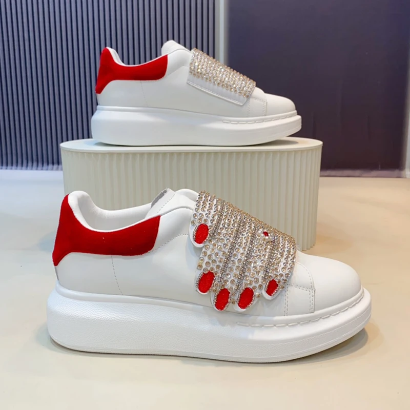 Ladies Thick Platform Flat Sneakers Rhinestone Bling Bling Buckle Round Toe All Match Small White Shoe Top Quality Casual Loafer