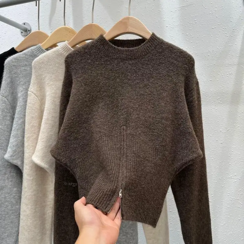 2026 New Winter Women Round Neck Zip Up Knit Top Korean Style Cropped Waist Slimming Long Sleeve Sweater Stylish Ladies Knitwear