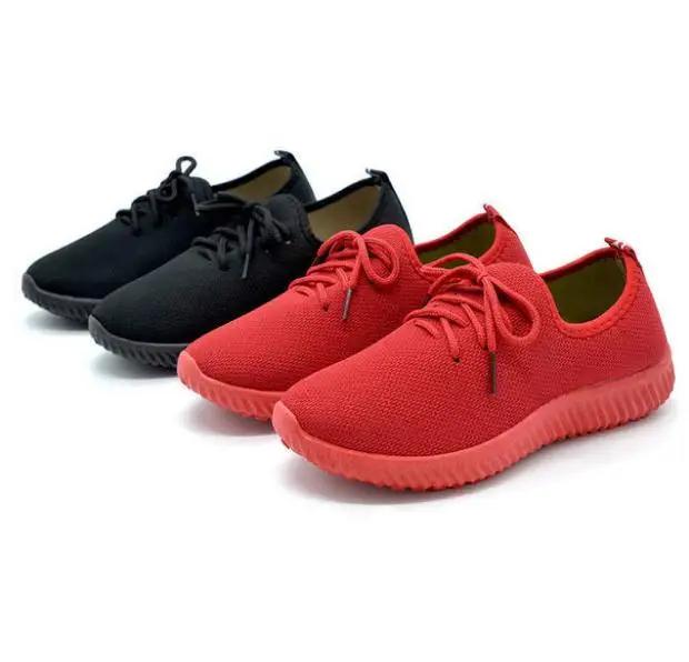 قماش شبكي رياضي كاجوال مسطح للنساء، تصميم داخلي منخفض القطع، مبطن بجلد الخنزير