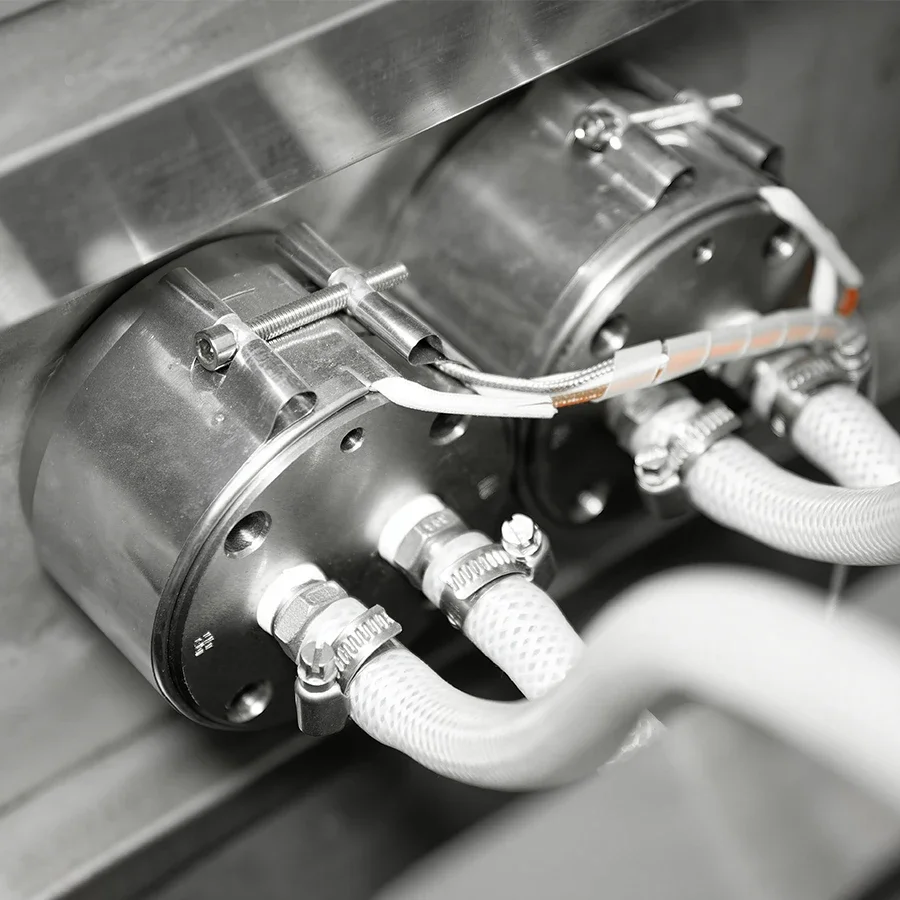 China Servo Motor Pump Semi Automatic Candle Wax Filling Machine with Warmer for Candle Making Dispensing