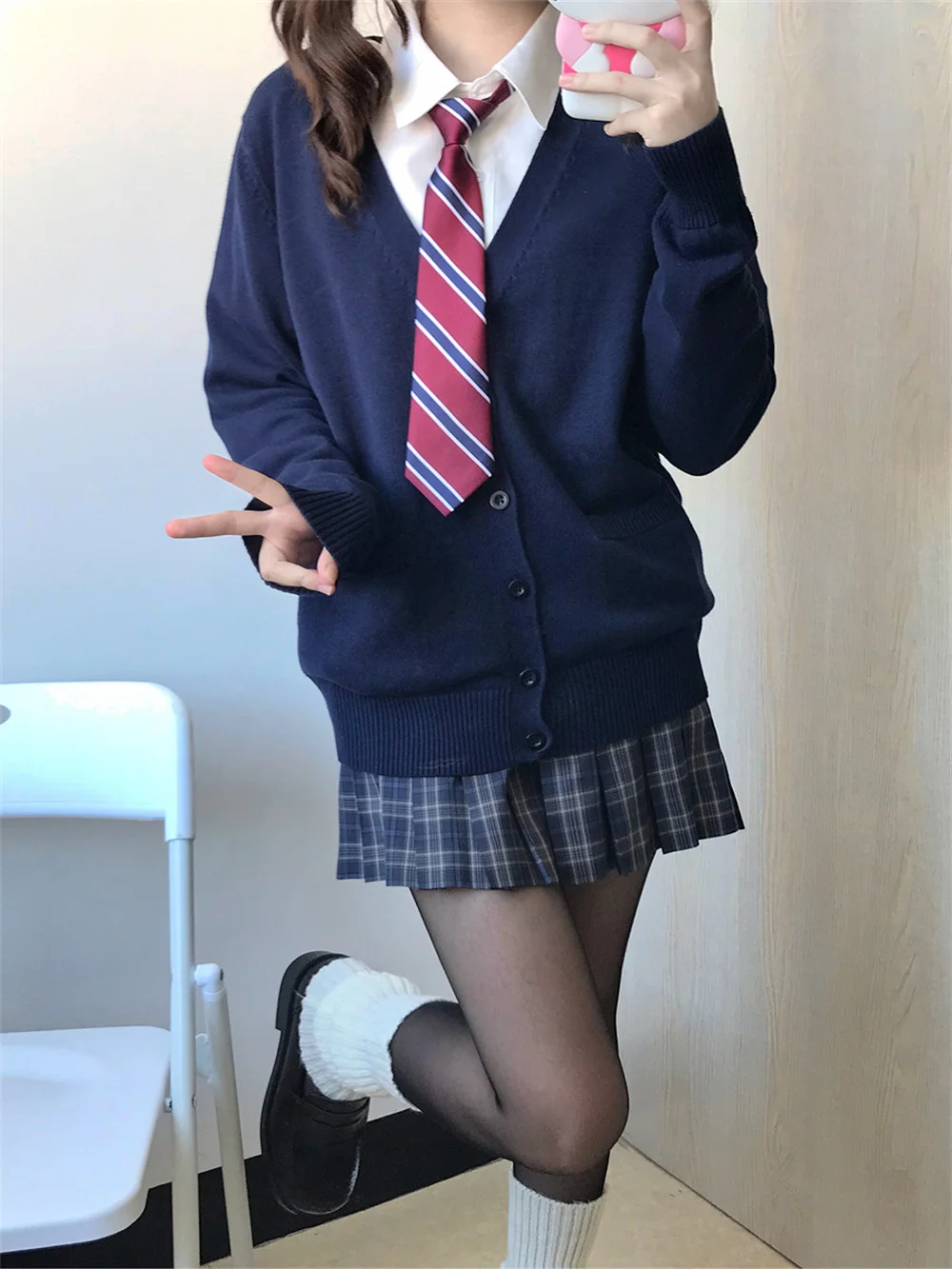 جاكيت نسائي ياباني بفتحة رقبة على شكل حرف V ، سويتر ، بالأزرار ، لطيف ، الخريف ، الشتاء ، المدرسة ، المراهقات ، ملابس الشارع ، الموضة ،