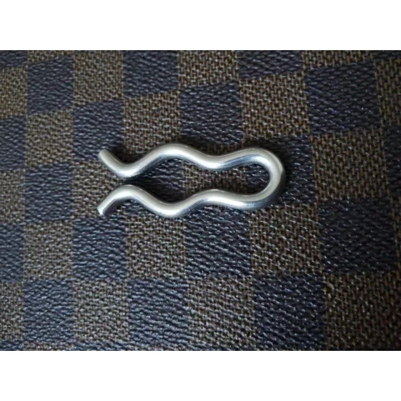 

4Pcs Stainless Steel 8-shaped Buckle DeLaval GEA Vesvaria Milking Machine Cup Removal Cylinder Piston Rope Buckle