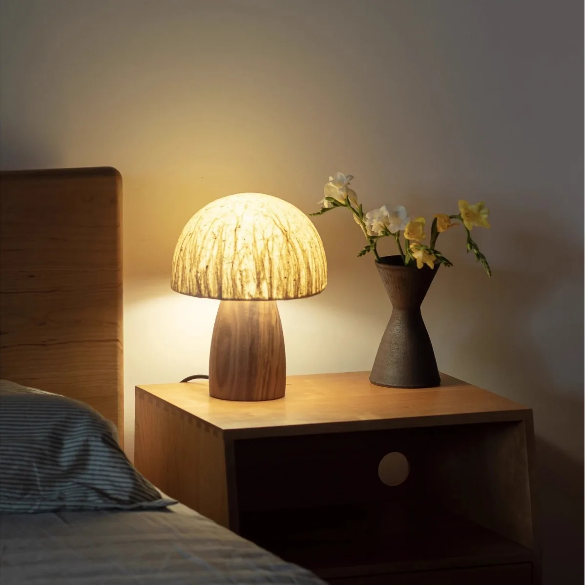 Walnut Wood Mushroom Rice Paper, Simple Modern Retro Wabi-sabi, Table Lamp for Bedroom, Bedside, Living, Dining Room, Study Room