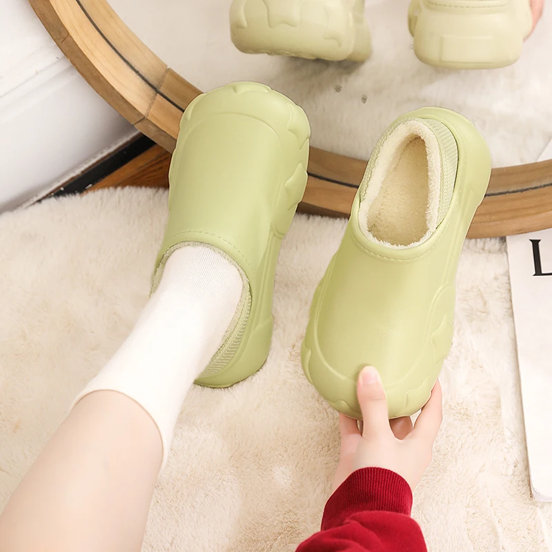 

Luxury Shoes Winter Hot Selling Men Comfort Home Anti Slip Plush Warm Thick Sole EVA Waterproof Couple Cotton Shoes Large Size