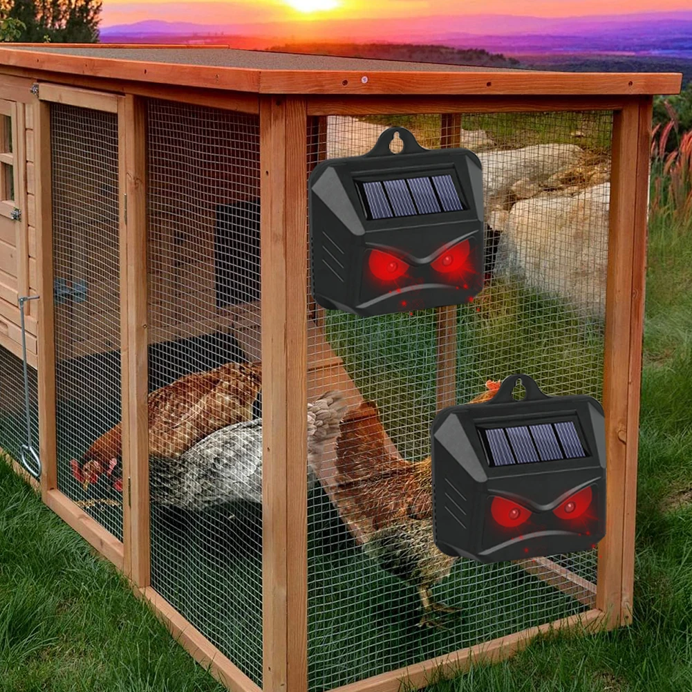 2Pcs Deer Devices Scare Animals Away Nighttime Animal Deterrent Light Wild Boar Rabbit Repeller for Skunk Deer Coyote