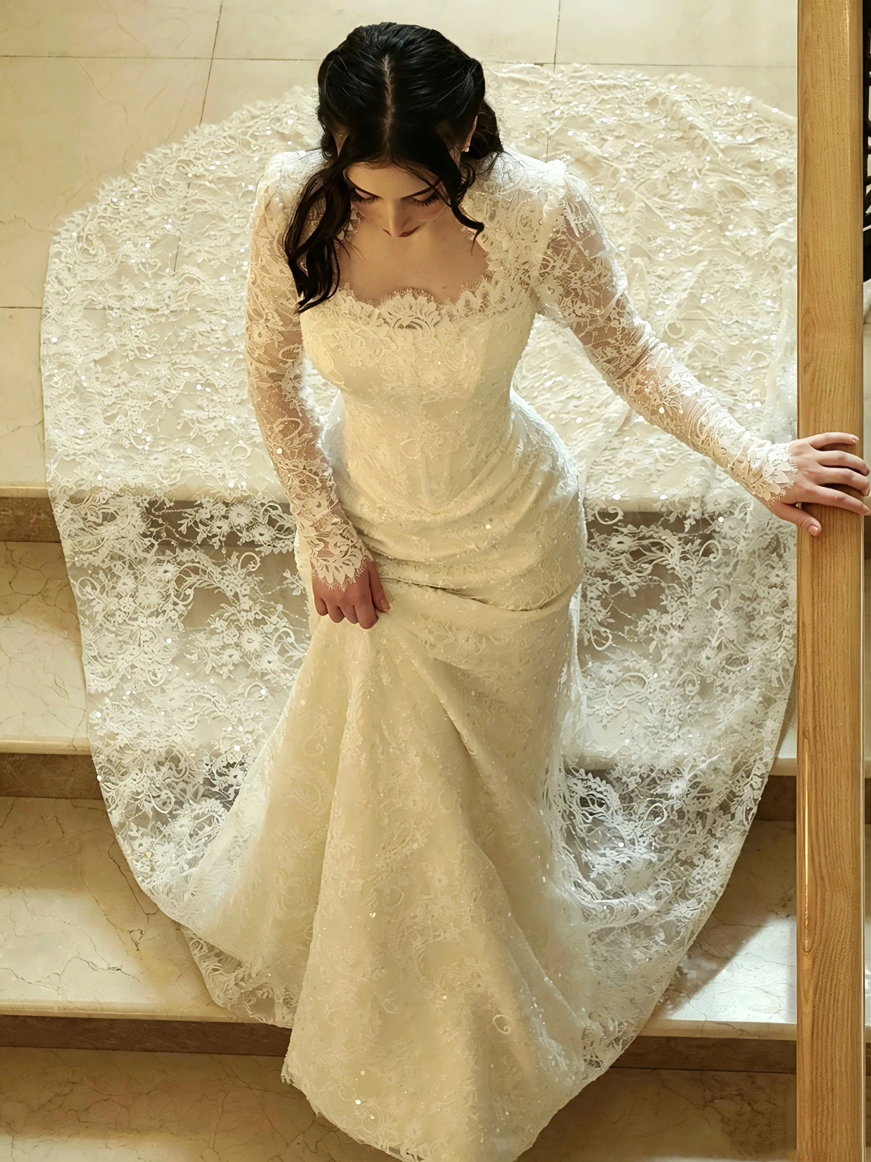 Elegant Mermaid Long Sleeved Lace Applique Bead With Trailing Wedding Dress Plus Size Luxury Bridal Dress 2026 Customized