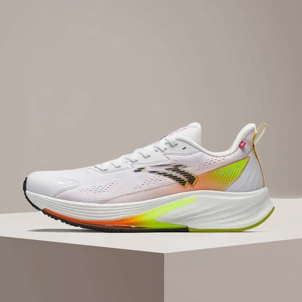 

Anta Rocket 6.0: Comfortable, Stylish, and Versatile Men's Running Shoes with Cushioning and Slip-Resistant Soles 112445581-1