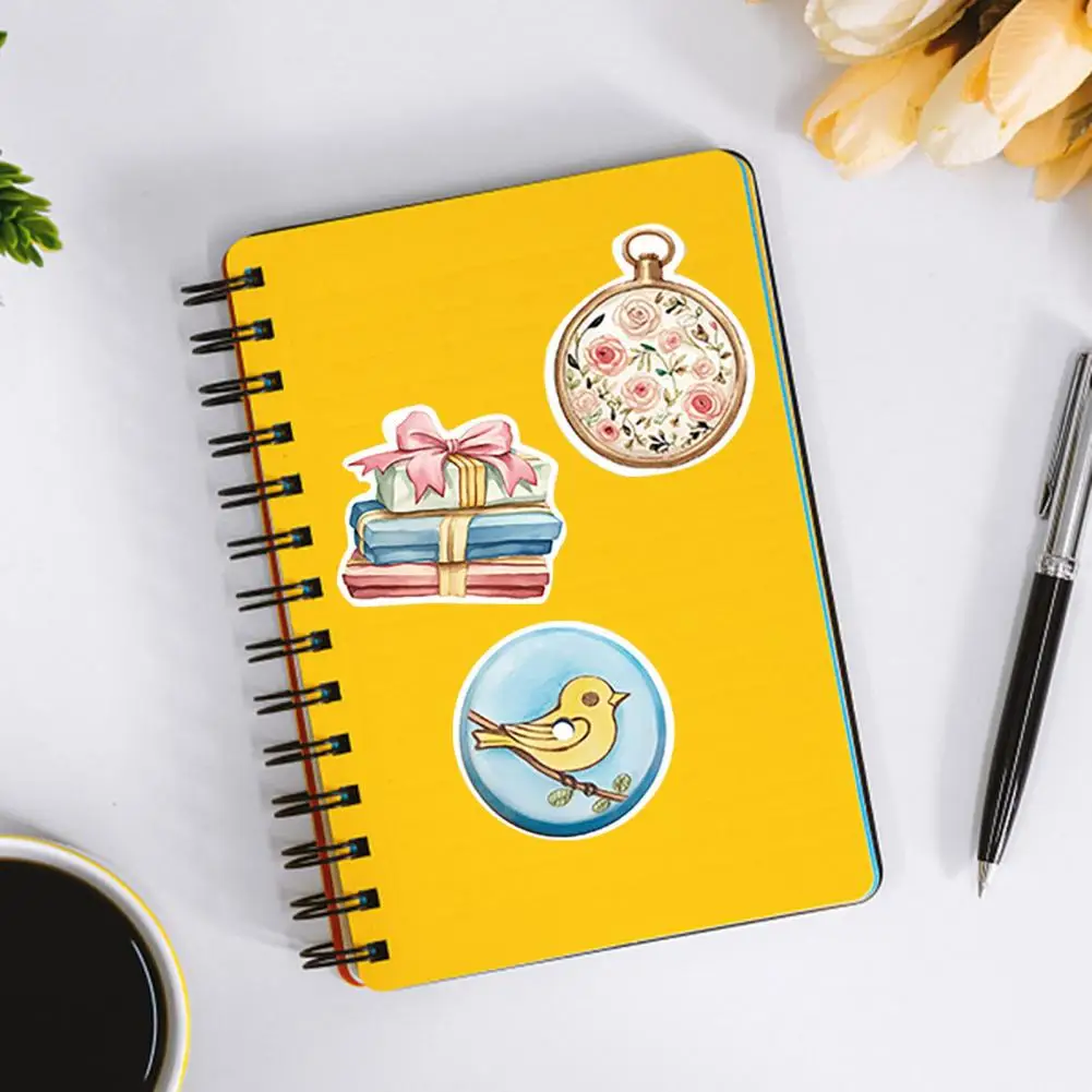 ชุดสติกเกอร์ธีมลายการ์ตูนสำหรับงานตัดเย็บ50ชิ้นสำหรับติดแล็ปท็อปโทรศัพท์ตู้เย็นมีการยึดเกาะที่แข็งแรงสำหรับการทำอัลบัมภาพ