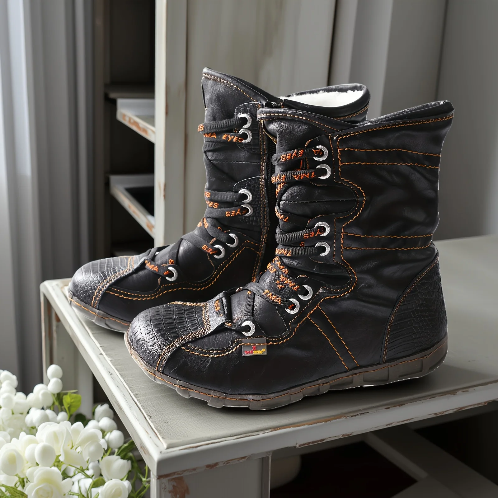 

TMA EYES Зимние женские короткие сапоги на плоской подошве с морщинистым дизайном и удобным бархатом