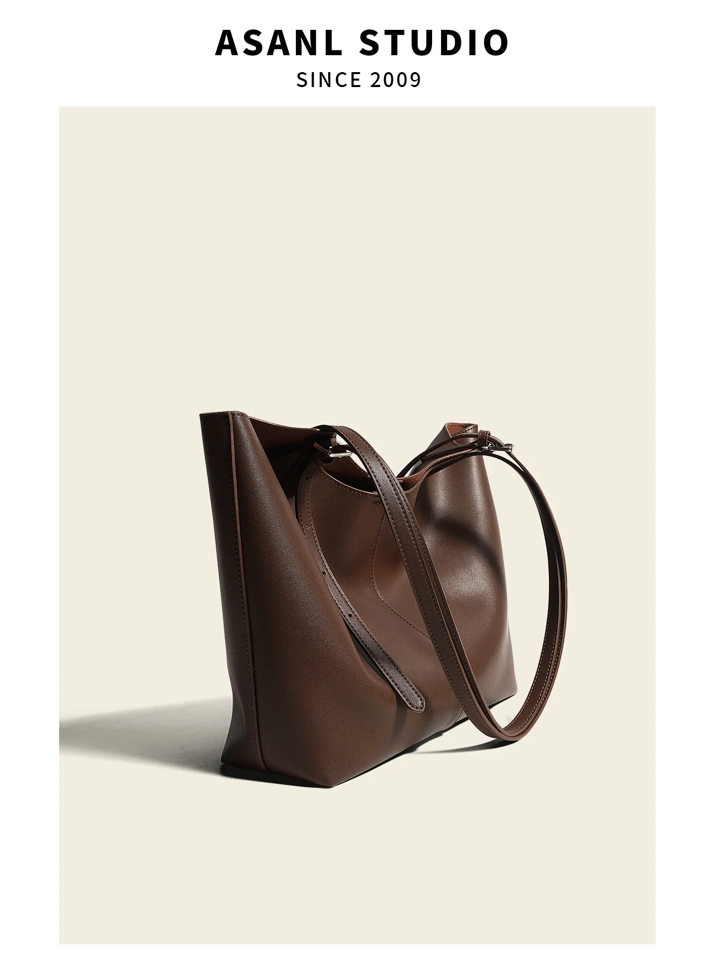 

Genuine Leather Women's 2026 Spring New Large-Capacity Bucket Bag, Single-Shoulder Commuter High-End Handbag and Crossbody Bag for Women