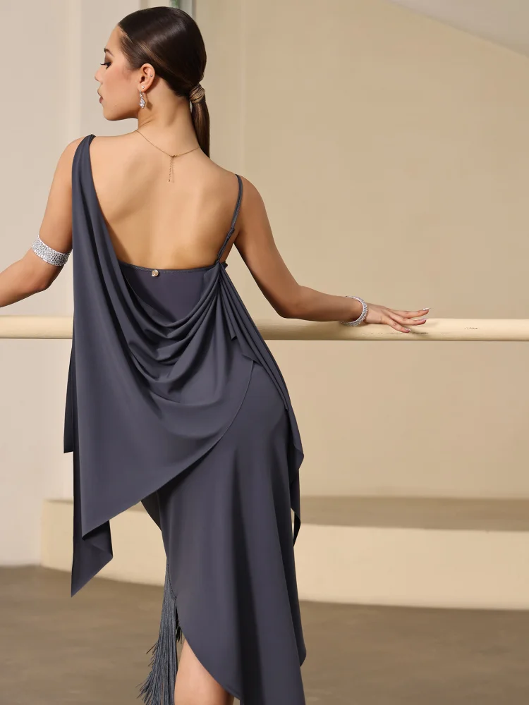 2025 Nuovo abbigliamento da ballo latino per donna Imbracatura di fascia alta Design irregolare superiore