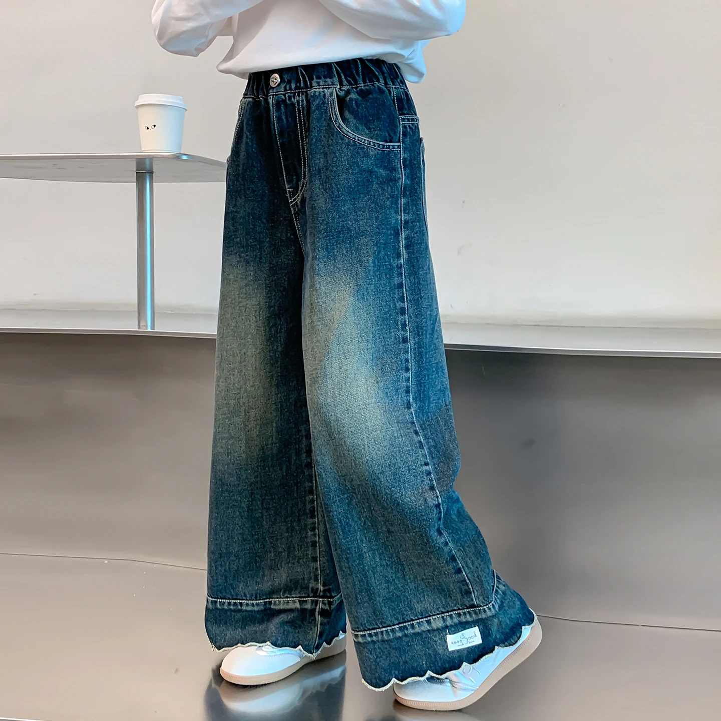 

Children's trousers for spring and autumn; new fashionable children's autumn wear wide-leg jeans