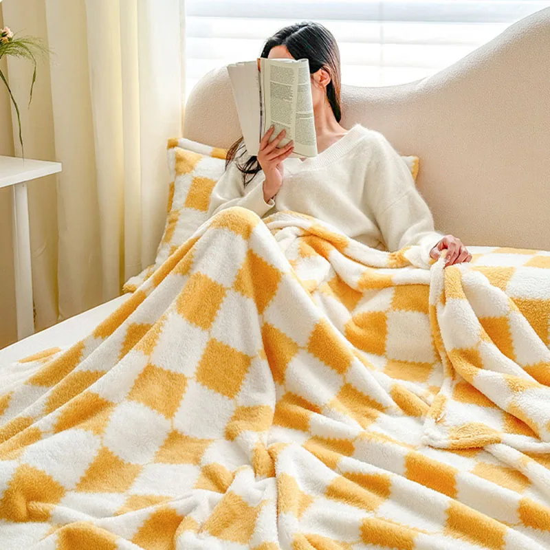 A-Class Checkerboard Coral Fleece Blanket Nordic Grid Printed Office Nap Blanket Four Season Universal Sofa Cover for Adults