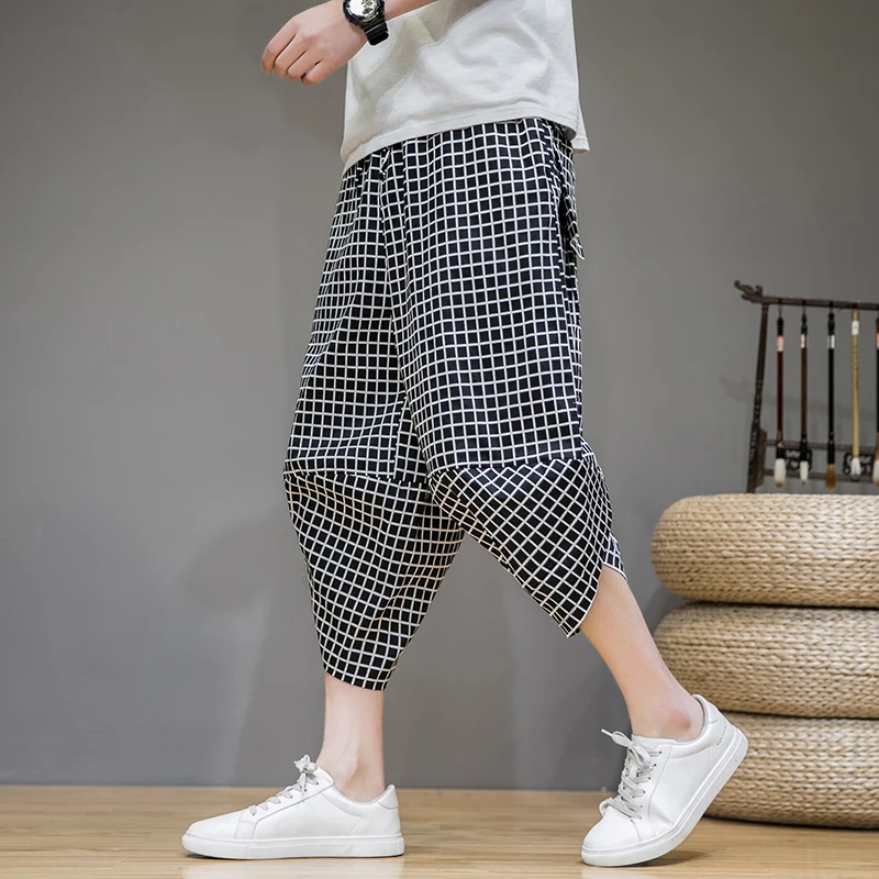 Japanese Ice Silk Casual Pants for Men Comfortable and Breathable Plaid Calf-length Pants Summer Beach Vacation Shorts