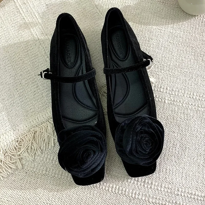 Velvet Flowers Flat Mary Jane Shoes for Women Shallow Elegant Dress Shoes Comfort Soft Sole Square Toe Designer Ballet Shoes