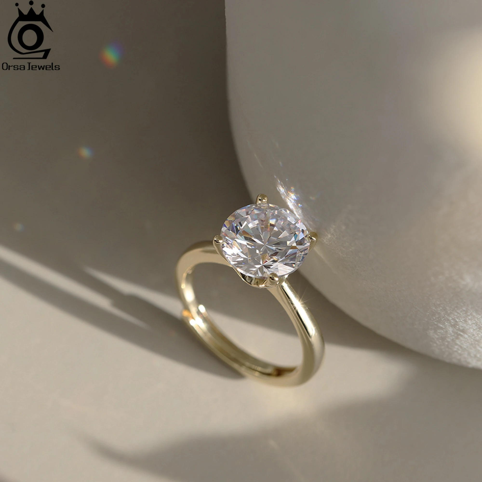 

ORSA JEWELS 25 Sterling Silver Open Ring Featuring a Brilliant Round-Cut Zirconia, Eye-Catching Jewelry for Women Wearing LZR37